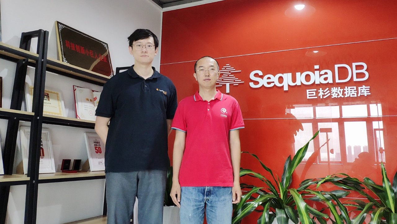 双方代表合影 双方代表合影